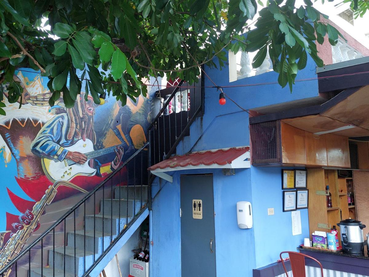 Dancehall Hostel Кінгстон Екстер'єр фото
