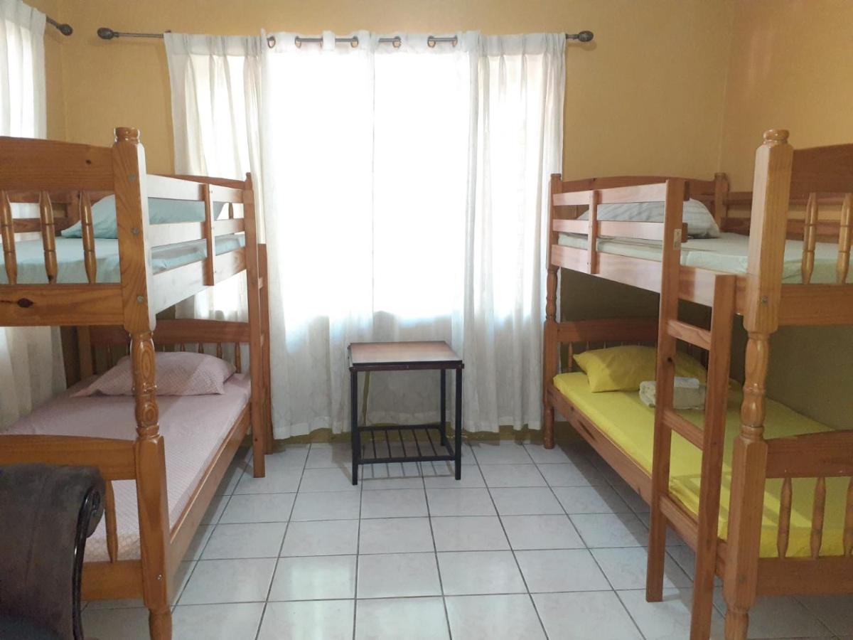 Dancehall Hostel Кінгстон Екстер'єр фото
