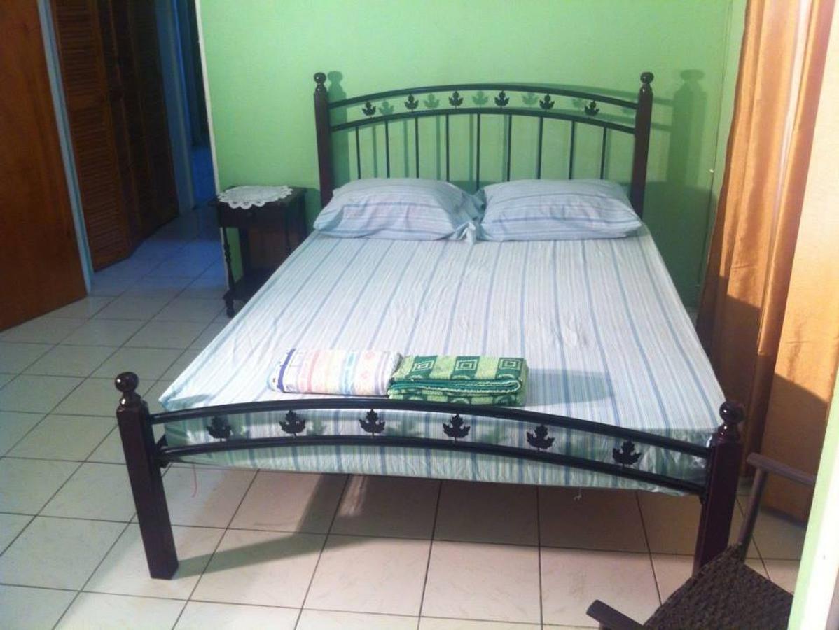 Dancehall Hostel Кінгстон Екстер'єр фото