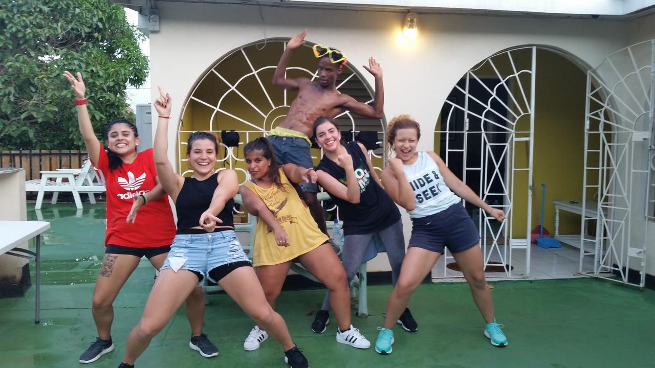 Dancehall Hostel Кінгстон Екстер'єр фото